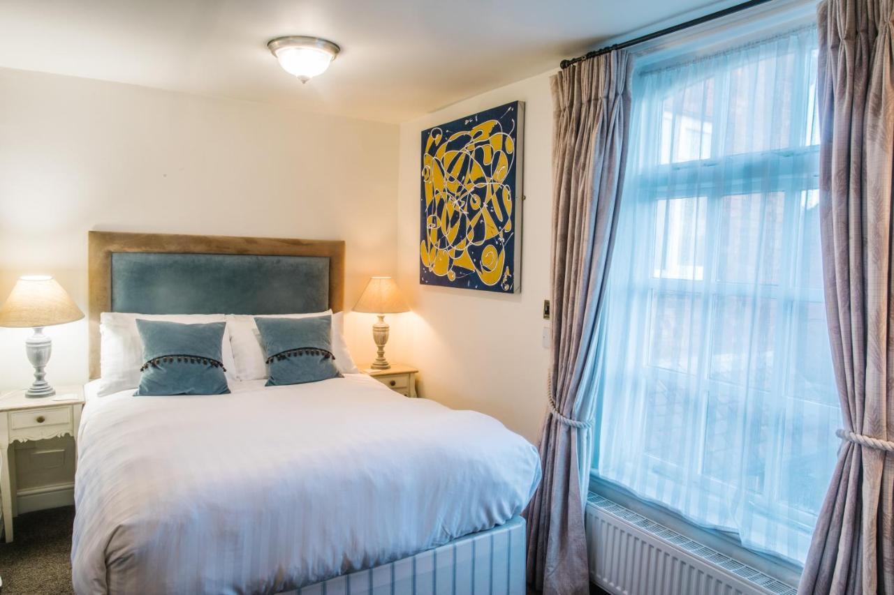 The Old Fourpenny Hotel 워릭 외부 사진